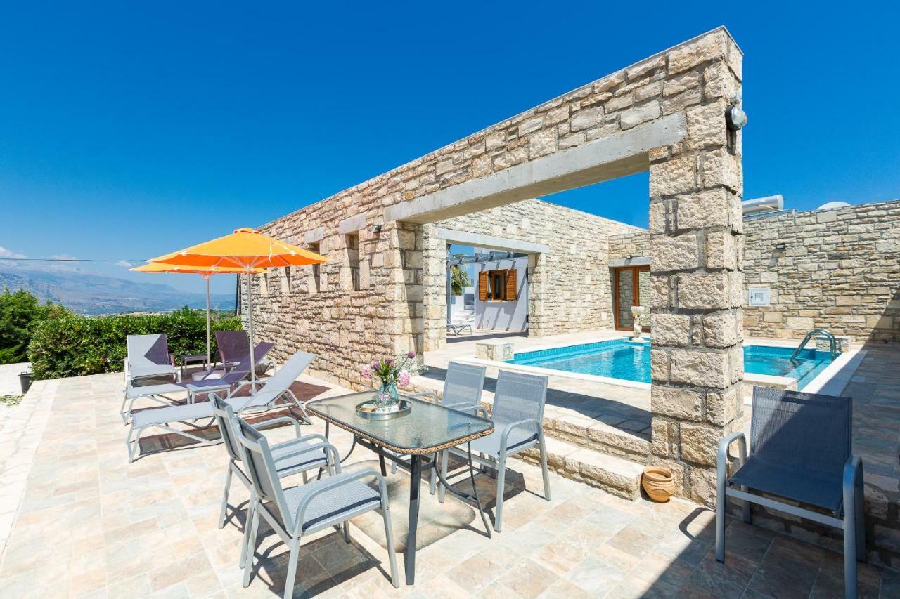 Villa Ypsilon Karotí Exterior foto