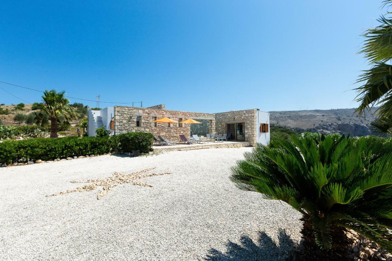Villa Ypsilon Karotí Exterior foto